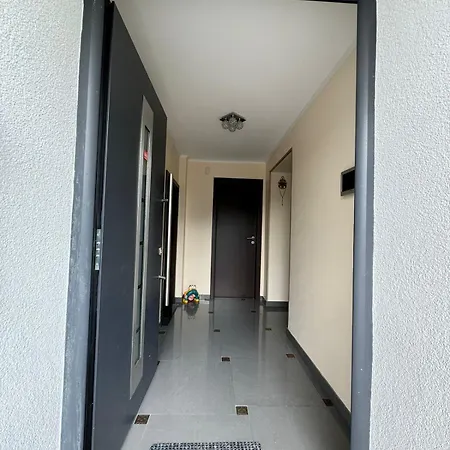 House Near Messe Villa Dusseldorf