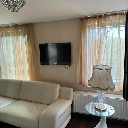 Villa House Near Messe *
