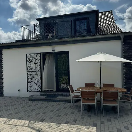 House Near Messe * Dusseldorf